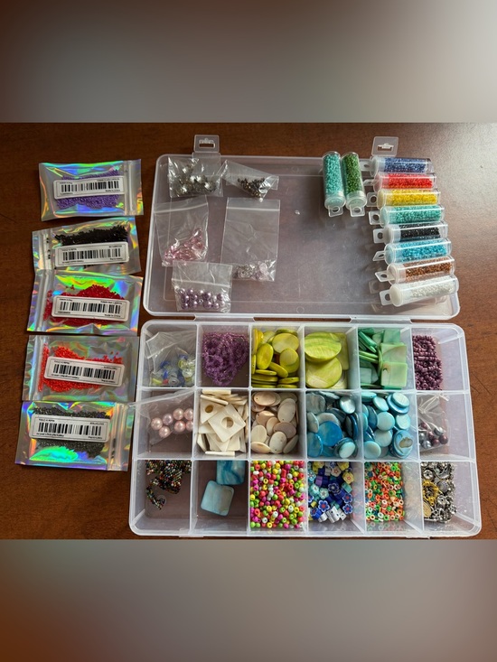 Other - Large lot of beads with container